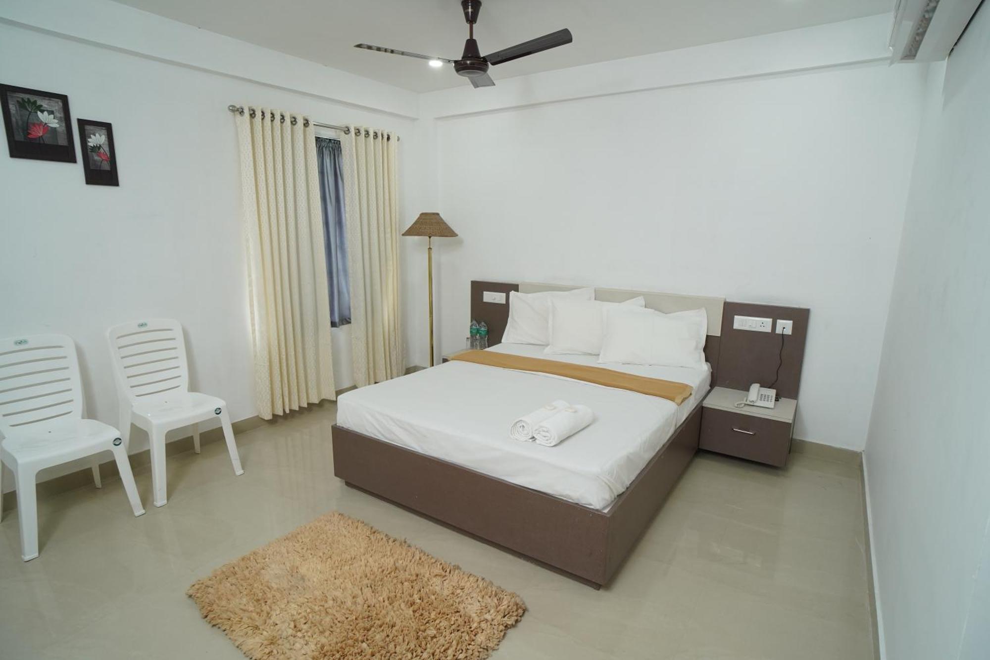 Sn Rooms Perumpāvūr Екстериор снимка